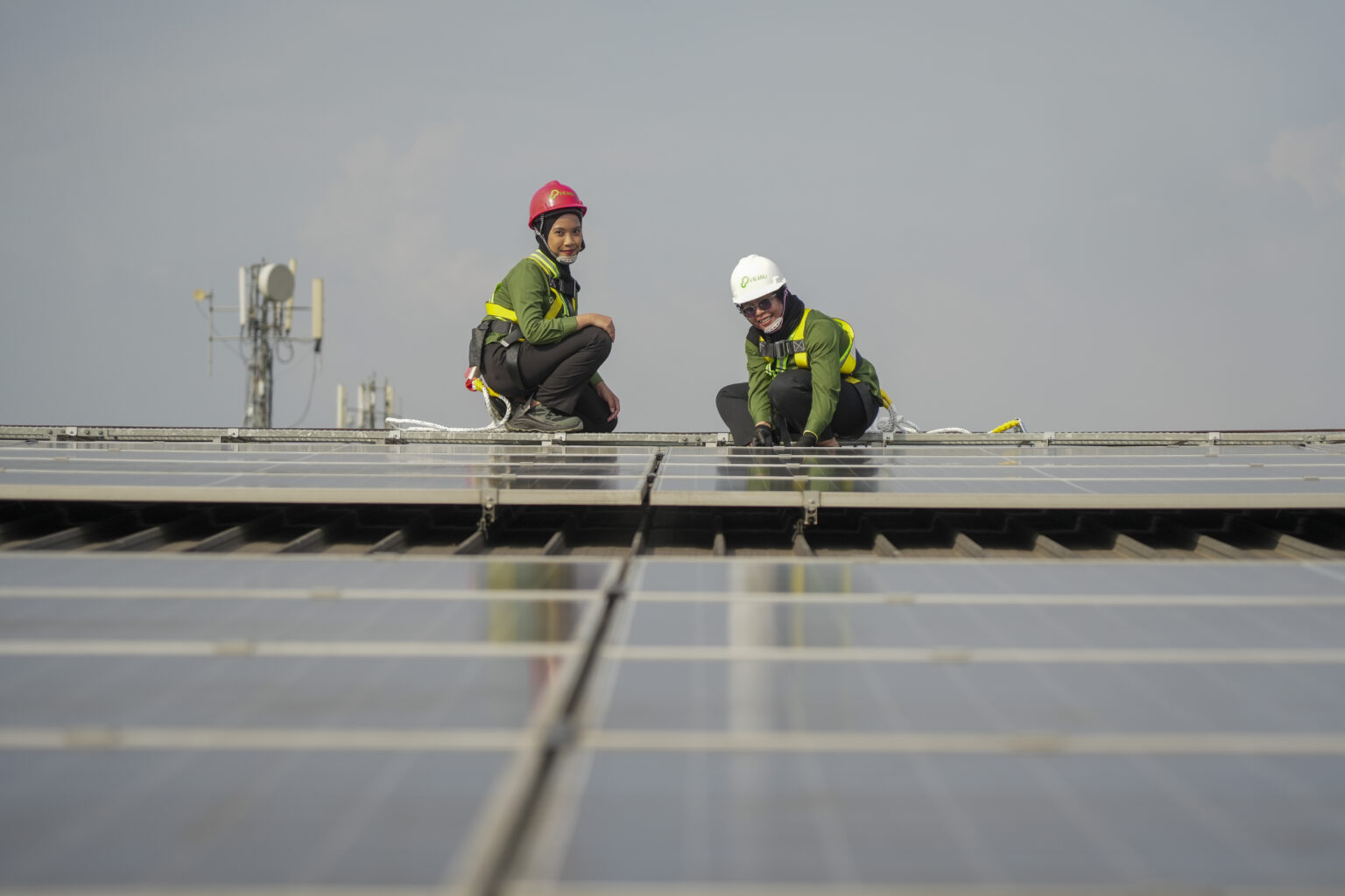 Australia invests IDR 162.97 billion in Indonesian solar startup to boost renewable energy