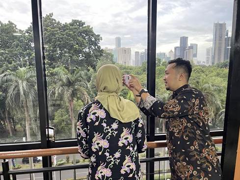 Beyond jargon: Training the next generation of climate reporters