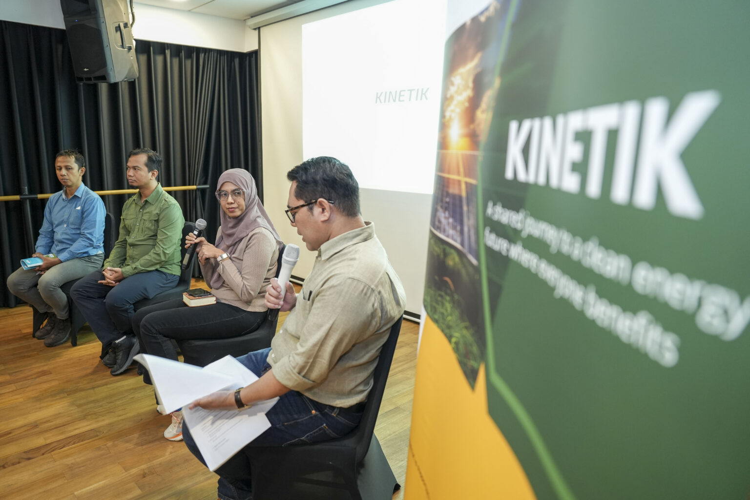 Stories of Change: How solutions journalism is bringing Indonesia’s energy transition to life