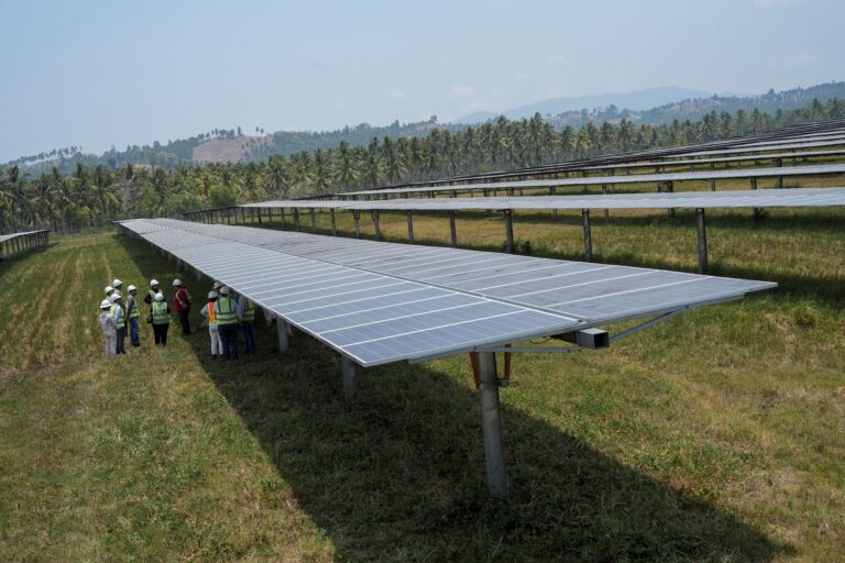 Gorontalo solar power plant visit showcases KINETIK investment in renewable energy